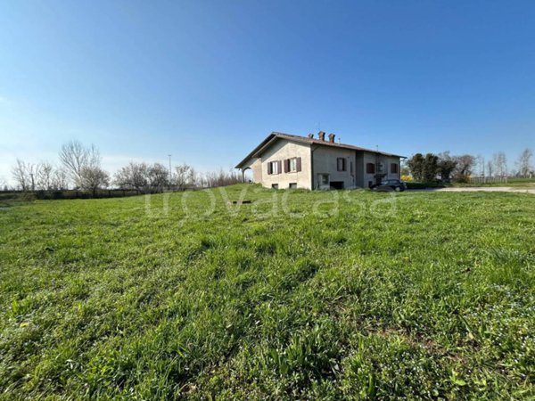 casa indipendente in vendita a Caravaggio
