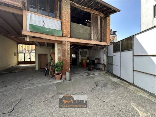 casa indipendente in vendita a Caravaggio