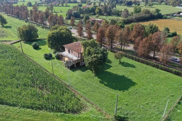 casa indipendente in vendita a Caravaggio