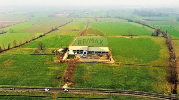 terreno agricolo in vendita a Caravaggio