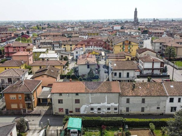 appartamento in vendita a Caravaggio