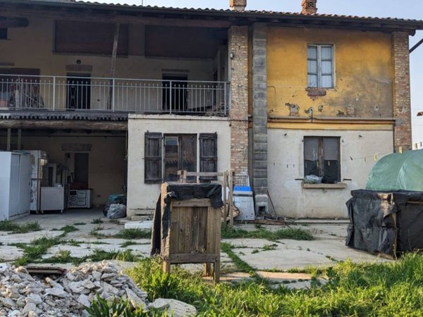 casa indipendente in vendita a Caravaggio