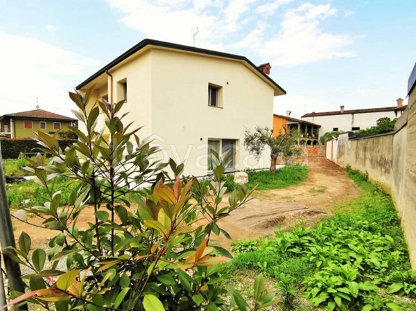 casa indipendente in vendita a Caravaggio