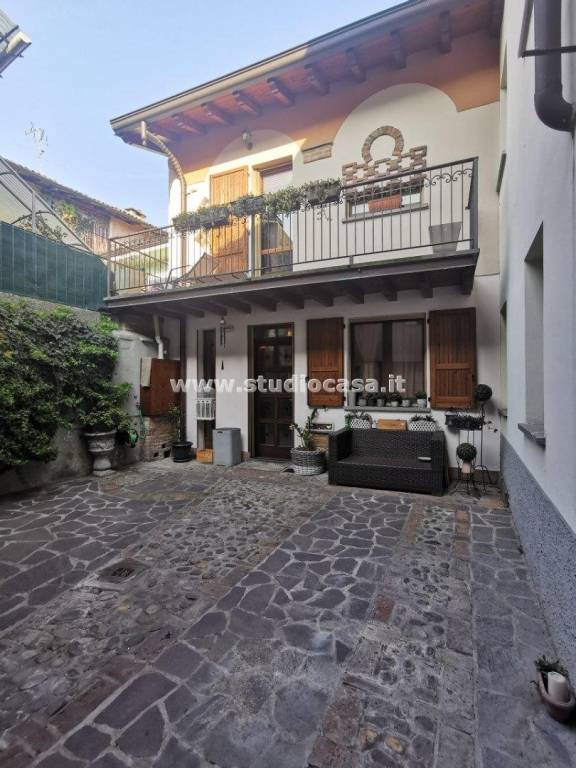 casa indipendente in vendita a Caravaggio