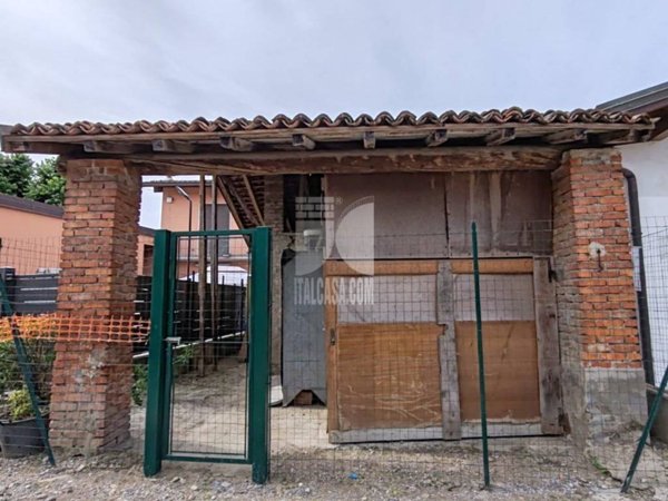 casa indipendente in vendita a Caravaggio
