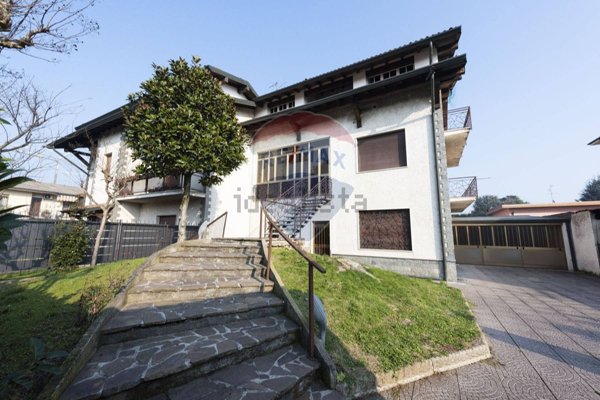 casa indipendente in vendita a Caravaggio