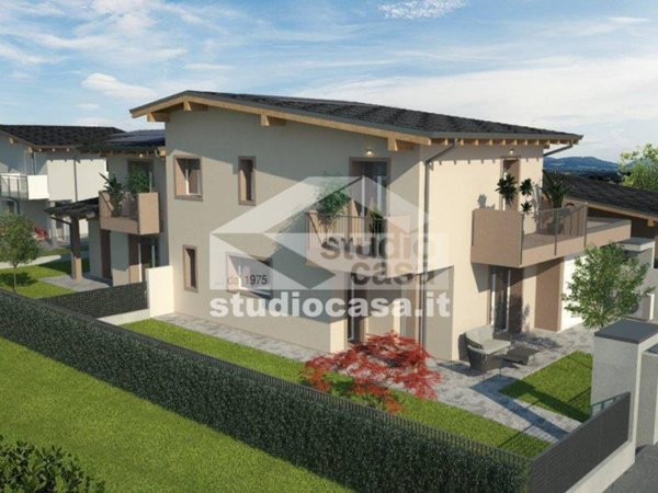 casa indipendente in vendita a Caravaggio