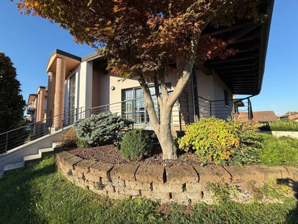 casa indipendente in vendita a Caravaggio