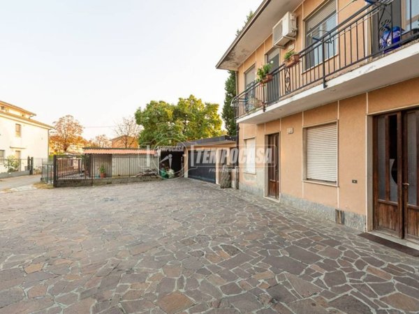 casa indipendente in vendita a Caravaggio