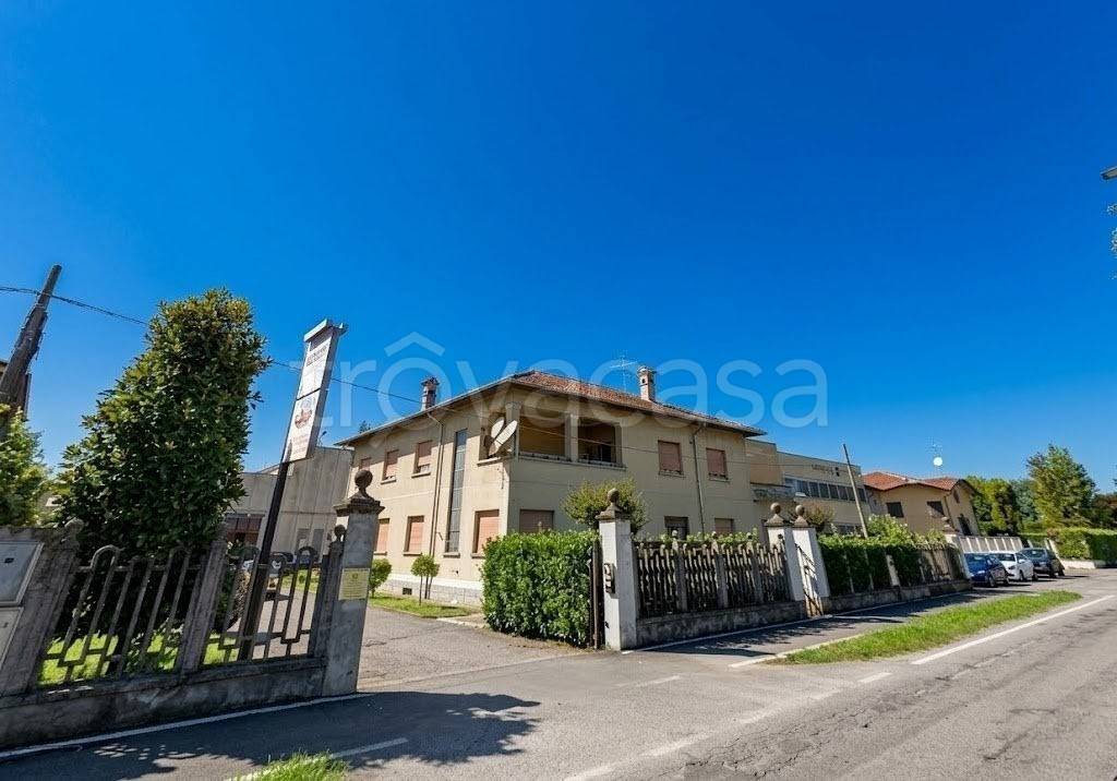 capannone in vendita a Caravaggio