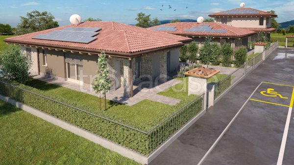 casa indipendente in vendita a Caravaggio