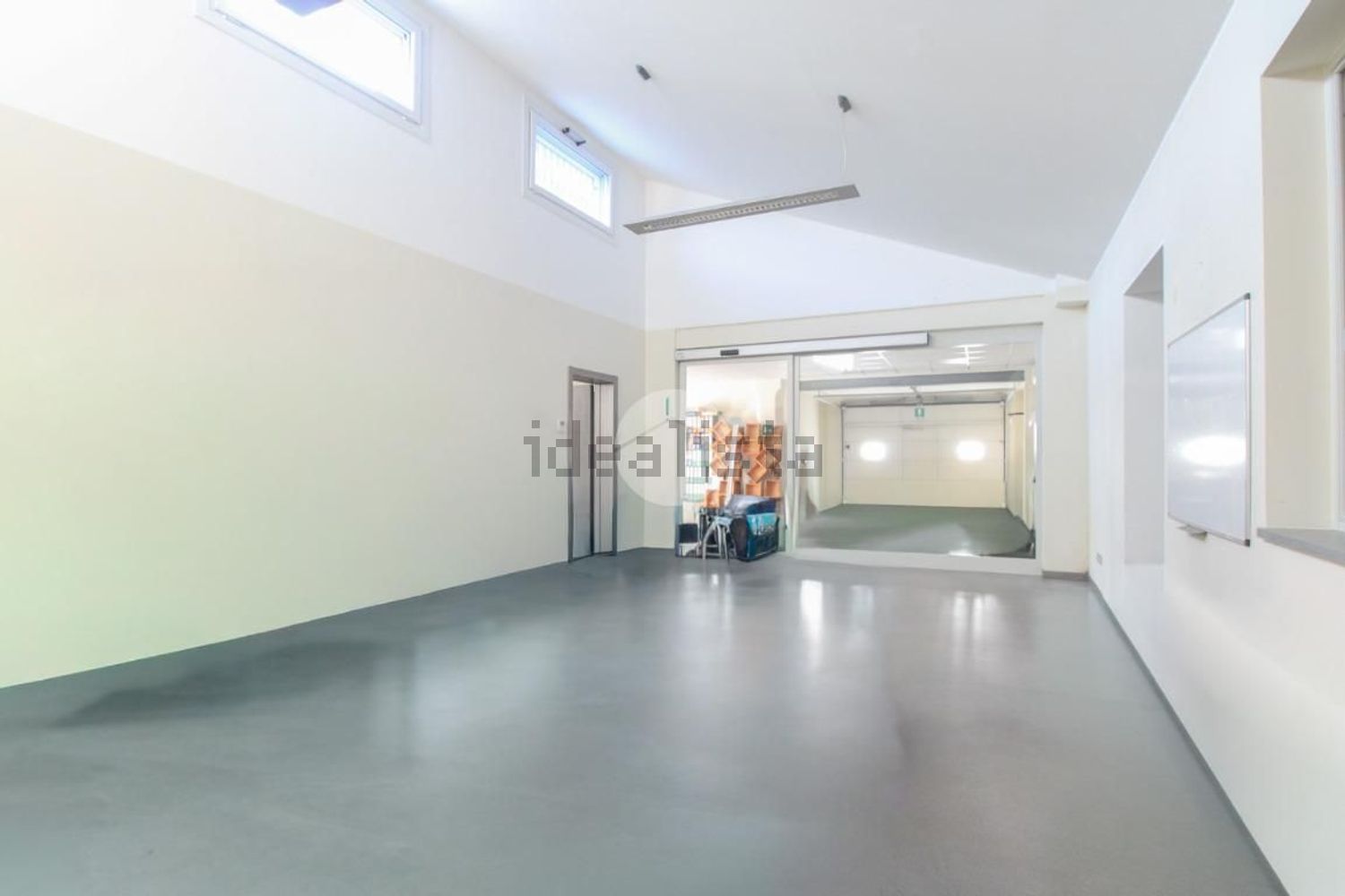 ufficio in vendita a Caravaggio