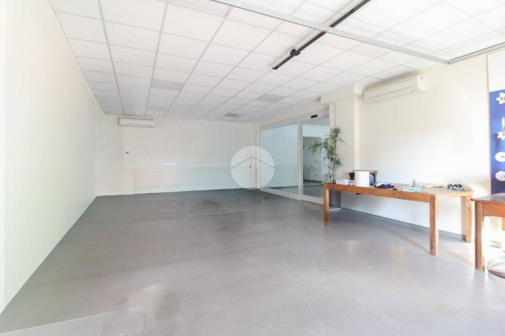 ufficio in vendita a Caravaggio