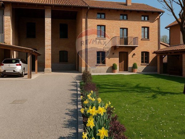 casa indipendente in vendita a Caravaggio