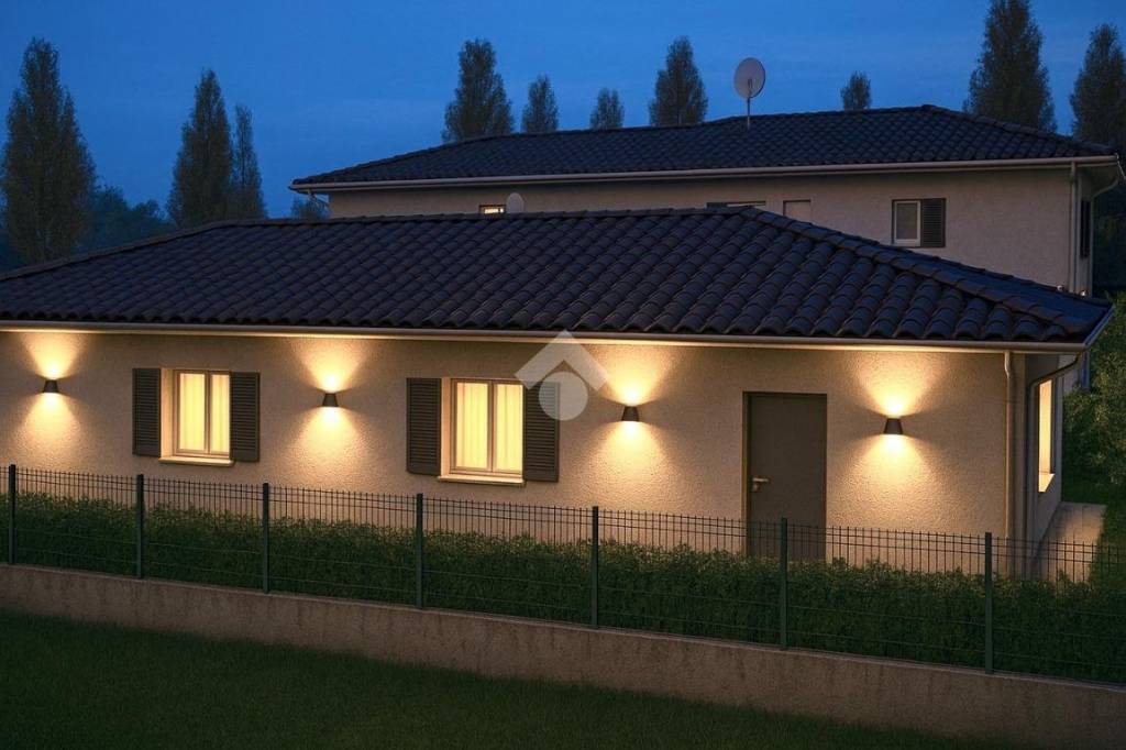 casa indipendente in vendita a Caravaggio