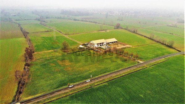 terreno agricolo in vendita a Caravaggio