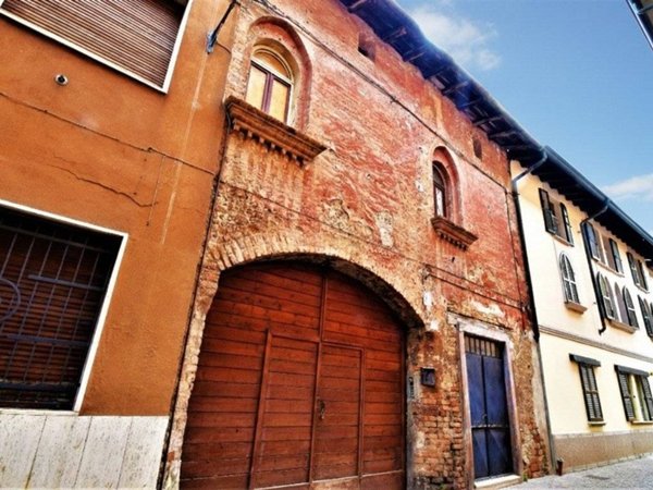 intera palazzina in vendita a Caravaggio