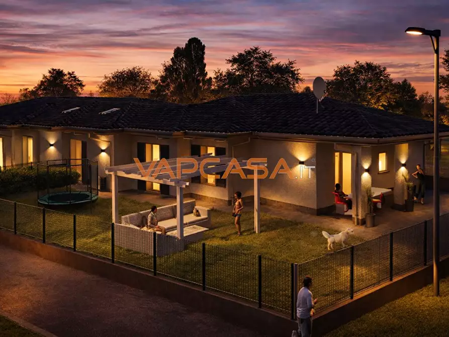 casa indipendente in vendita a Caravaggio