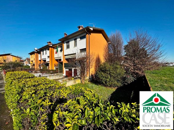 casa indipendente in vendita a Caravaggio