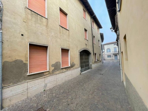 casa indipendente in vendita a Caravaggio