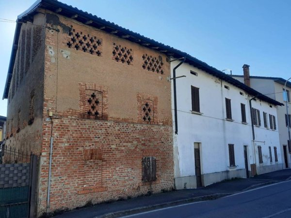casa indipendente in vendita a Caravaggio