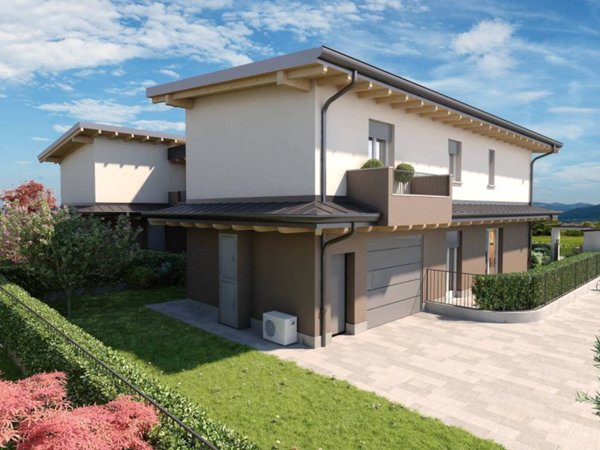 casa indipendente in vendita a Caravaggio