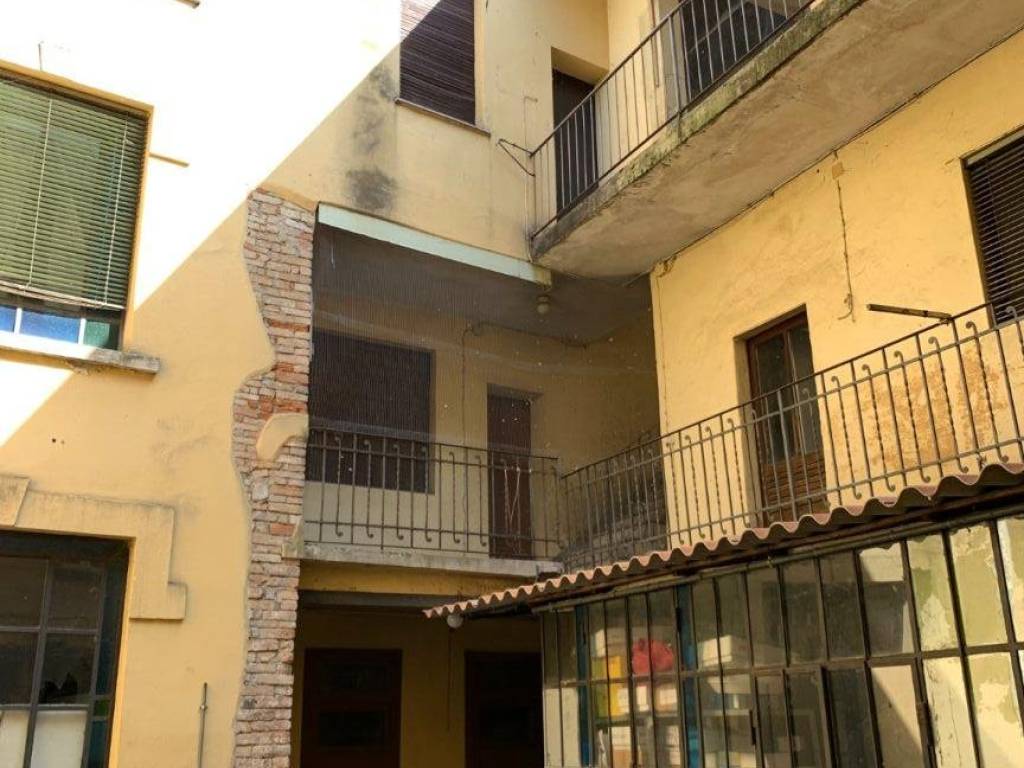 casa indipendente in vendita a Caravaggio