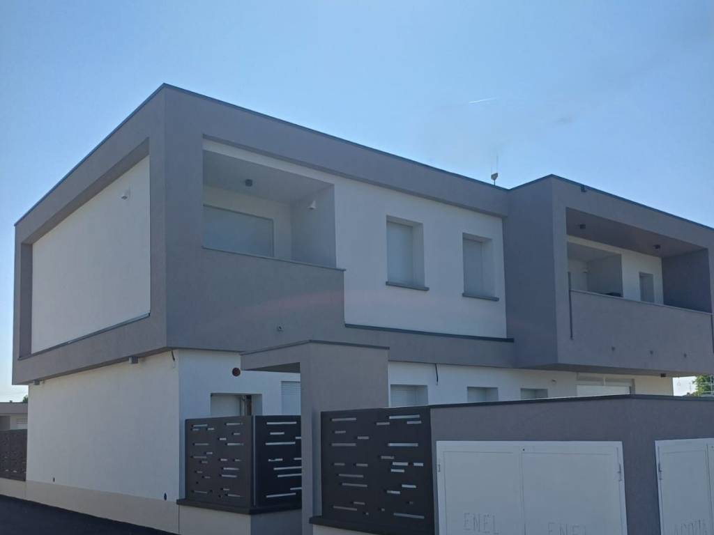 casa indipendente in vendita a Caravaggio