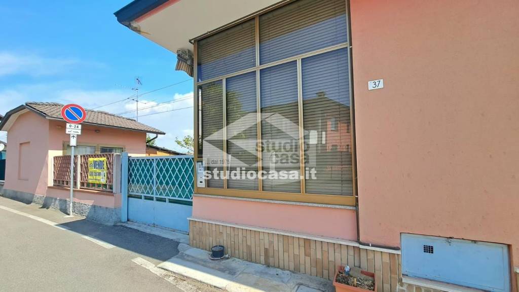 casa indipendente in vendita a Caravaggio