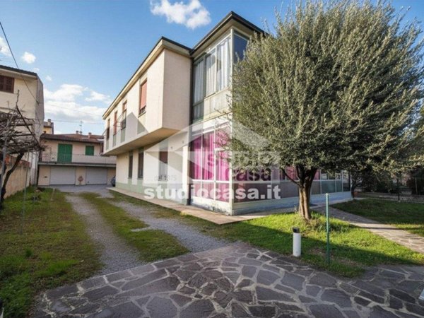 casa indipendente in vendita a Caravaggio
