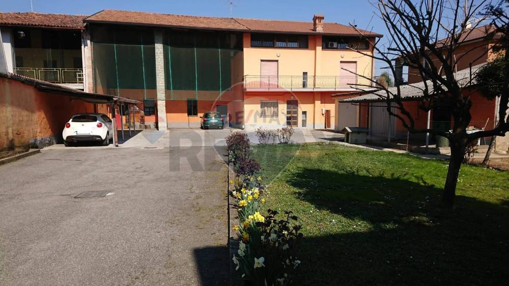 casa indipendente in vendita a Caravaggio