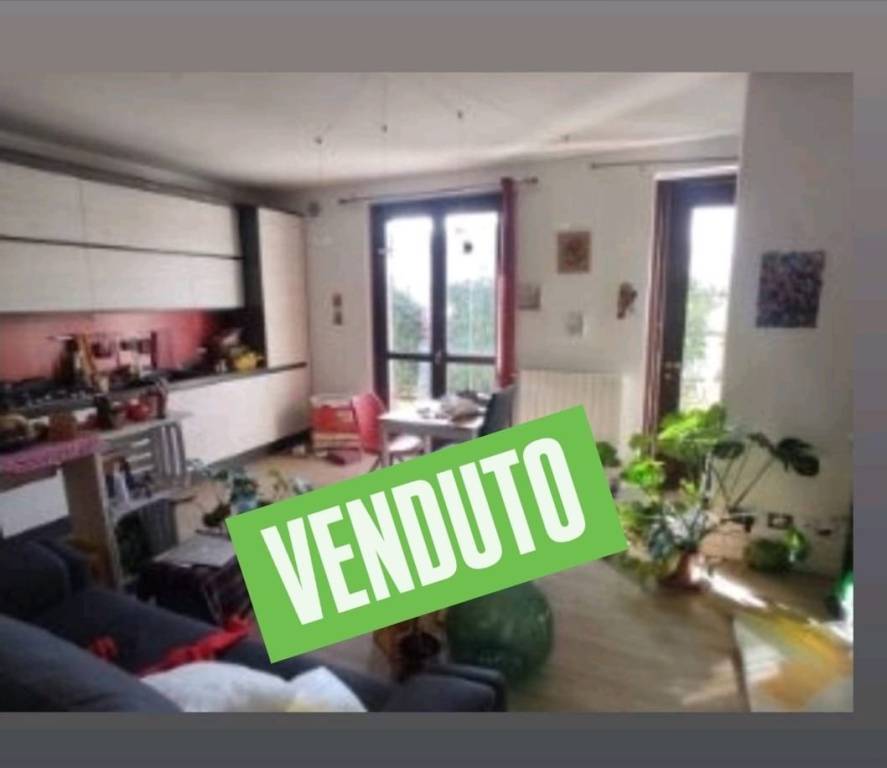 appartamento in vendita a Carobbio degli Angeli