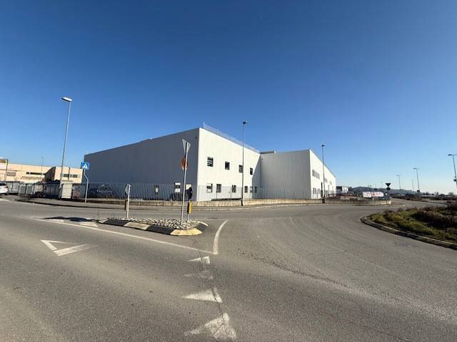 capannone in vendita a Carobbio degli Angeli