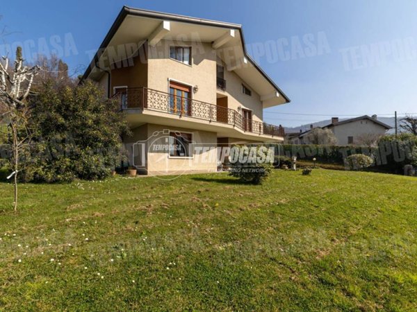 casa indipendente in vendita a Carobbio degli Angeli