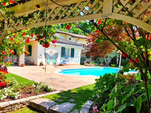 casa indipendente in vendita a Carobbio degli Angeli