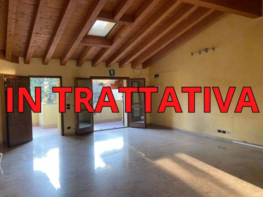 appartamento in vendita a Carobbio degli Angeli