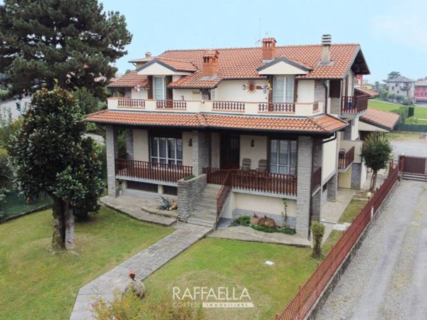 casa indipendente in vendita a Carobbio degli Angeli