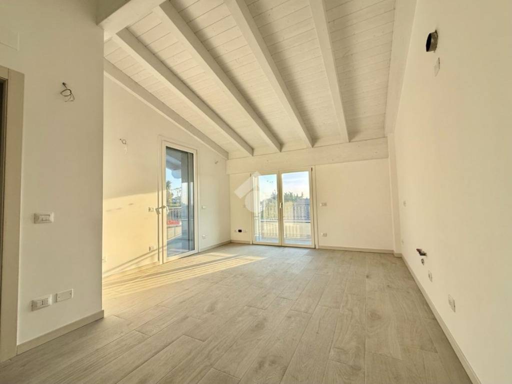 appartamento in vendita a Carobbio degli Angeli