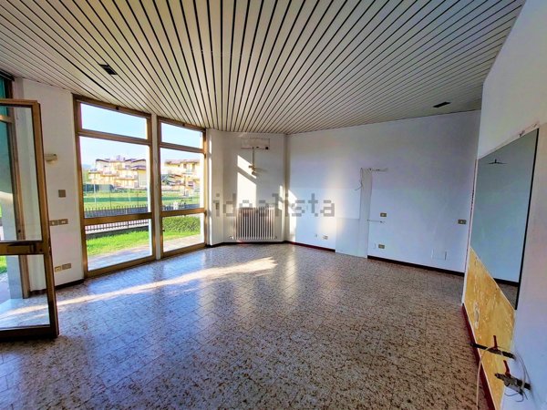 appartamento in vendita a Carobbio degli Angeli