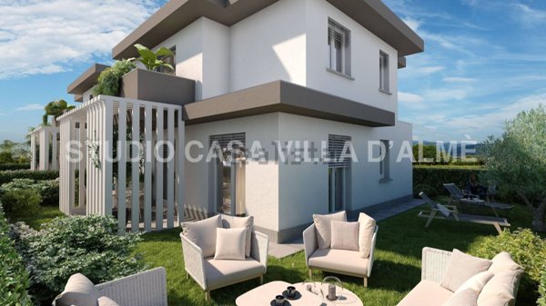 casa indipendente in vendita a Carobbio degli Angeli