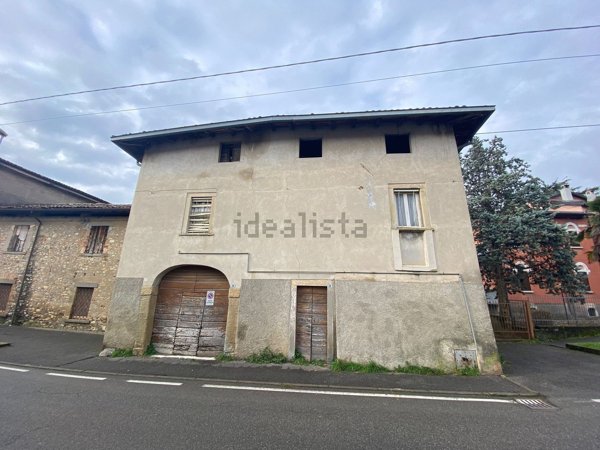 casa semindipendente in vendita a Carobbio degli Angeli