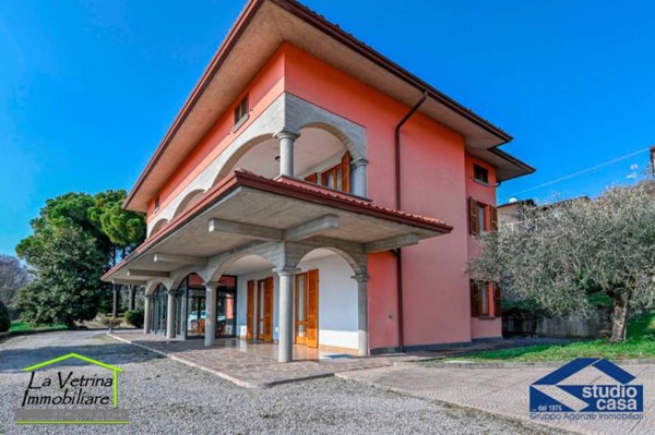 casa indipendente in vendita a Carobbio degli Angeli