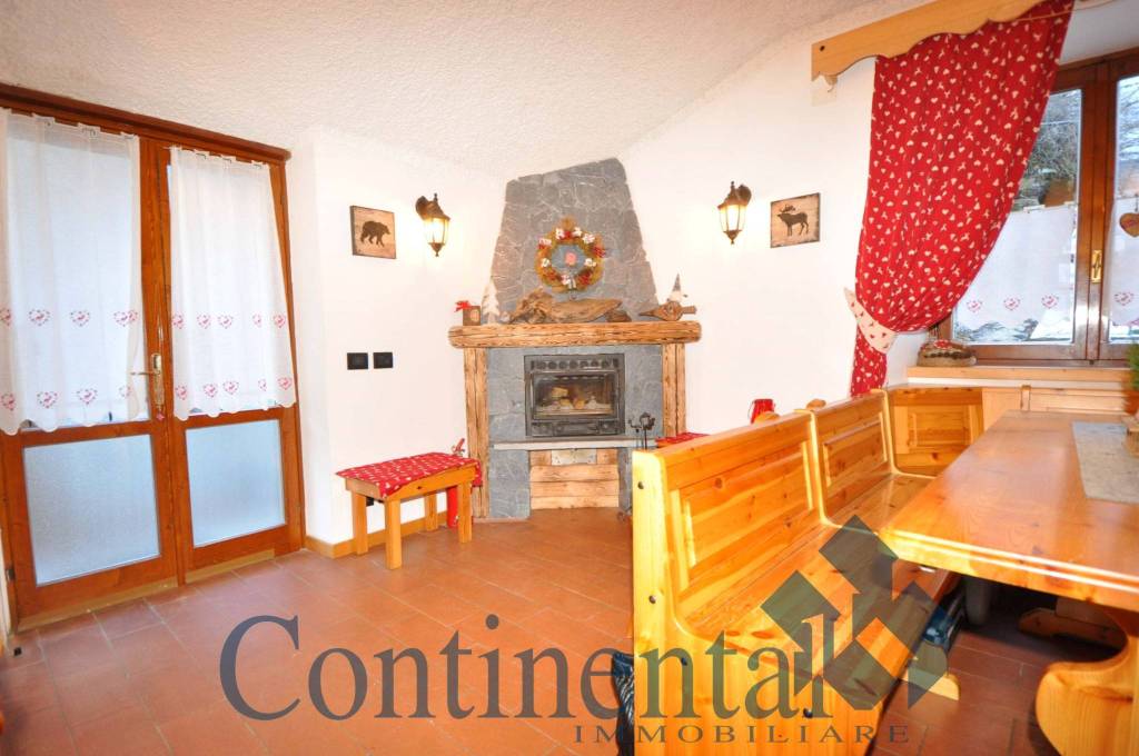 casa indipendente in vendita a Carona