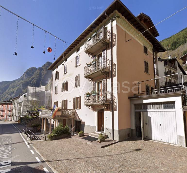 appartamento in vendita a Carona