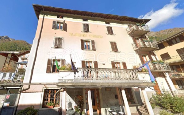appartamento in vendita a Carona