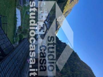 appartamento in vendita a Carona