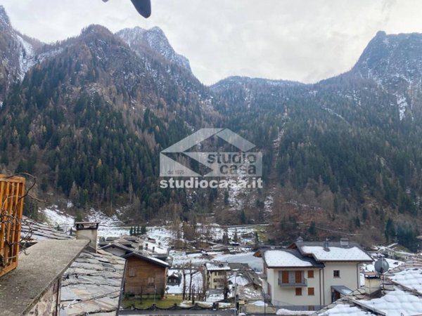 casa indipendente in vendita a Carona