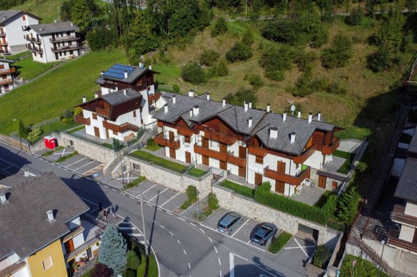 appartamento in vendita a Carona