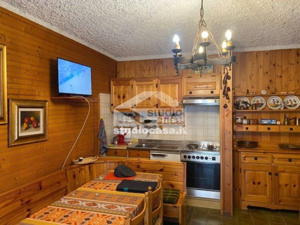 appartamento in vendita a Carona