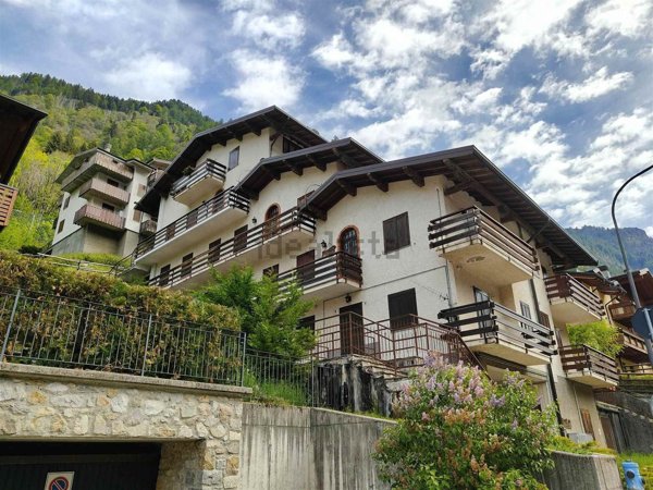 appartamento in vendita a Carona
